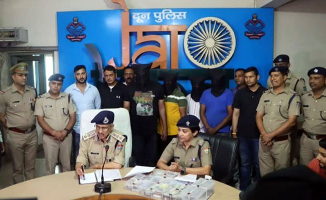 Police-disclosed-the-incide Robbery exposed at cabinet minister's brother's house, police arrested 4 miscreants