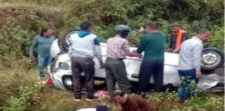 दुखद: पौड़ी से दिल्ली जा रही कार दुर्घटनाग्रस्त, दो लोगों की मौत, एक घायल