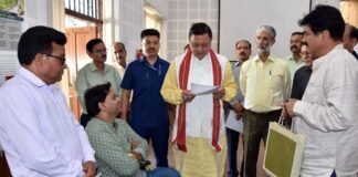 मुख्यमंत्री धामी ने आम जनता से भेंट कर सुनी जन समस्याएं