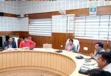 पौड़ी में 22वें राज्य स्थापना दिवस समारोह के आयोजन को लेकर CDO ने ली बैठक