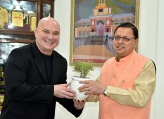 अमेरिकी टेनिस खिलाड़ी आंद्रे अगासी ने CM धामी से की शिष्टाचार भेंट, उत्तराखंड में फाउंडेशन चलाने को लेकर हुई चर्चा American tennis player Andre Agassi made a courtesy call on CM Dhami