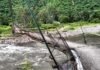 बड़े हादसे का सबब बन सकता है बड़खोलू का जर्जर झूलापुल : ना तो बना मोटर पुल, ना ही हुई वर्षों पुराने झूला पुल की मरम्मत बड़े हादसे का अंदेशा