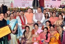 सीएम धामी ने लखपति दीदी योजना का किया शुभारंभ, जानिए जानिए क्या है लखपति दीदी योजना? Lakhpati Didi Scheme