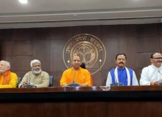 यूपी में इन तीन और शहरों में लागू होगी पुलिस कमिश्नरेट प्रणाली, योगी कैबिनेट ने दी मंजूरी, प्रदेश के 4 जिलों में पहले से है यह व्यवस्था Police commissionerate system will be implemented in UP's Ghaziabad, Agra, Prayagraj