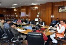 अच्छी खबर: उत्तराखंड शिक्षा विभाग में अतिथि शिक्षकों के 2300 पदों सहित कुल 6250 रिक्त पदों पर जल्द होंगी नियुक्तियां, मुख्यमंत्री ने दिए निर्देश guest teachers in Uttarakhand