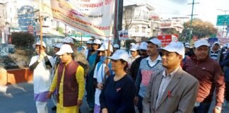 विश्व एड्स दिवस पर दून में निकाली जागरूकता रैली, उत्तराखंड में HIV संक्रमण की दर में कमी अच्छे संकेतः डॉ. धन सिंह रावत Awareness rally organized in Doon on World AIDS Day, Health Minister flagged off