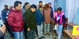 जिला स्तरीय इंस्पायर अवार्ड प्रतियोगिता में बाल वैज्ञानिकों ने प्रस्तुत किये विज्ञान के बेहतरीन मॉडल, पहले दिन इन ब्लॉक के बच्चों ने प्रस्तुत किये अपने प्रोजेक्ट Child scientists presented models of science in district level inspire award competition