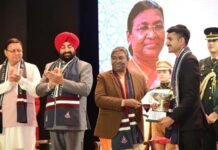 LBS अकादमी मसूरी पहुंची राष्ट्रपति द्रौपदी मुर्मू ने ट्रेनी IAS अफसरों को दिया ‘गुरुमंत्र’ President Draupadi Murmu LBS academy mussoorie