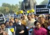 तवांग मामला : विपक्षी दलों ने संसद परिसर में किया प्रदर्शन, सोनिया गांधी भी हुईं शामिल, केंद्र सरकार से मांगा जवाब Tawang case