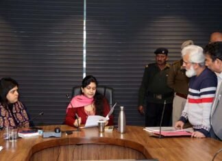 जनसुनवाई में आने वाली शिकायतों को हफ्ते भर में ही निपटाएं : सीईओ रितु माहेश्वरी