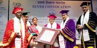 गढ़वाल विश्वविद्यालय के 10वें दीक्षांत समारोह में ढोल वादक सोहन लाल को मिली डॉक्टरेट की मानद उपाधि, 328 छात्र-छात्राओं को मिलीं डिग्रियां dhol vadak sohan lal honorary doctorate