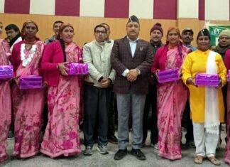 युवा महोत्सव कार्यक्रम का रंगारंग समापन, 42 महिला मंगल दलों ने किया प्रतिभाग, लोकनृत्य में बखरोड़ी गांव, लोक गायन में द्वारीखाल ने मारी बाजी