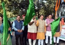 सीएम धामी ने 10 इलेक्ट्रिक बसों का किया शुभारंभ, जानिए किन रोटों पर चलेंगी ये इलेक्ट्रिक बसें