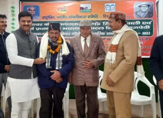अटल बिहारी वाजपेयी और वीर चंद्र सिंह गढ़वाली प्रेरणा पुरुष