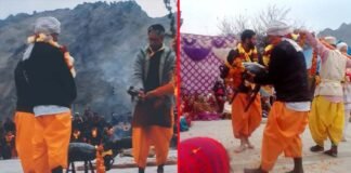 पर्यटन नगरी जोशीमठ मे पाण्डव नृत्य मे हुआ गैंडा वध का आयोजन, बड़ी संख्या मे पहुंचे लोग rhino slaughter