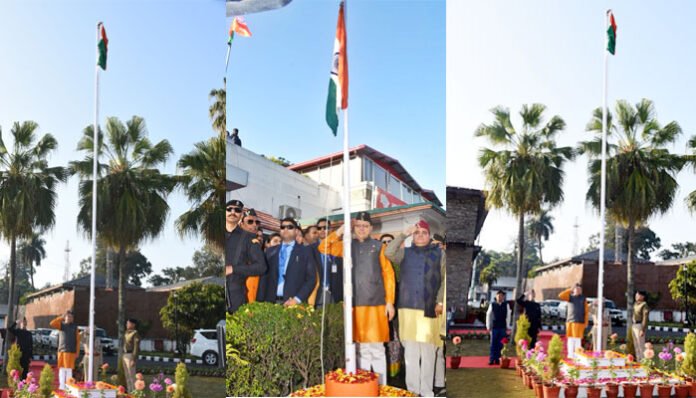CM-Dhami-hoisted-the-nation CM Dhami hoisted the national flag