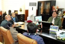 जोशीमठ आपदा पर CM धामी ने की समीक्षा बैठक, विस्थापितों के लिए स्वरोजगार की योजना बनाने के निर्देश Joshimath disaster