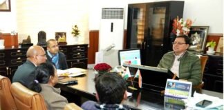 जोशीमठ आपदा पर CM धामी ने की समीक्षा बैठक, विस्थापितों के लिए स्वरोजगार की योजना बनाने के निर्देश Joshimath disaster