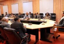 जोशीमठ आपदा को लेकर एनडीएमए के अधिकारियों ने मुख्यमंत्री धामी से की भेंट NDMA officials met Chief Minister Dhami