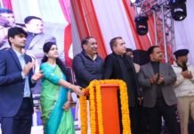 नोएडा के शिल्प हाट में यूपी दिवस का आगाज, विधायक, सीईओ व डीएम ने नोएडा, ग्रेनो की 27 करोड़ की परियोजनाओं का किया लोकार्पण व शिलान्यास UP Day begins at Noida's Shilp Haat