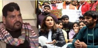 Wrestlers Protest : पहलवानों और बृजभूषण शरण सिंह की लड़ाई के बीच खेल मंत्रालय ले सकता है बड़ा फैसला, दोनों ओर से आज लगाए कई आरोप Wrestlers Protest