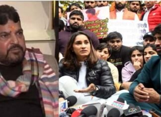 Wrestlers Protest : पहलवानों और बृजभूषण शरण सिंह की लड़ाई के बीच खेल मंत्रालय ले सकता है बड़ा फैसला, दोनों ओर से आज लगाए कई आरोप Wrestlers Protest