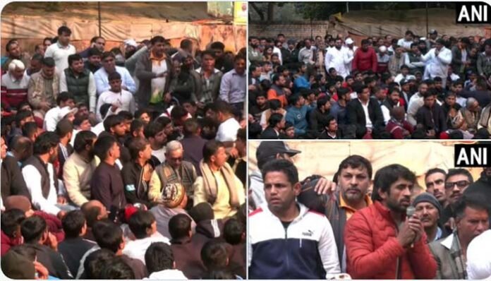 Wrestlers-challenged-Brij-B Wrestlers challenged Brij Bhushan Sharan Singh in sexual abuse case, said will send him to jail