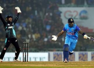लखनऊ T-20 की पिच तैयार करने वाले क्यूरेटर को किया बर्खास्त, पूरे मैच में नहीं लगा था एक भी छक्का india new zealand 2nd t20 match pitch