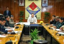 जोशीमठ में भू-धंसाव पर सीएम धामी ने ली हाई लेवल मीटिंग, संकटग्रस्त परिवारों के पुनर्वास की वैकल्पिक व्यवस्था सुनिश्चित करने के दिये निर्देश CM Dhami high level meeting on landslide in Joshimath