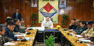 जोशीमठ में भू-धंसाव पर सीएम धामी ने ली हाई लेवल मीटिंग, संकटग्रस्त परिवारों के पुनर्वास की वैकल्पिक व्यवस्था सुनिश्चित करने के दिये निर्देश CM Dhami high level meeting on landslide in Joshimath