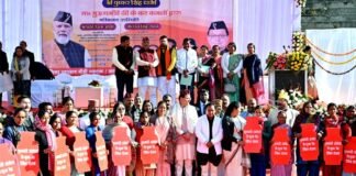 सीएम धामी ने पौड़ी में किया अंत्योदय निःशुल्क गैस योजना का शुभारम्भ Antyodaya free gas scheme in uttarakhand