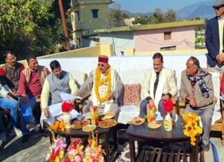 एशिया का पहला होम स्टे हब तिवाड़ गांव मरोड़ बना पर्यटन ग्राम, कंडली की भुज्जी और मडुवे की रोटी को मिलेगी प्रसिद्धि Asia's first home stay hub Tiwar village became tourist village
