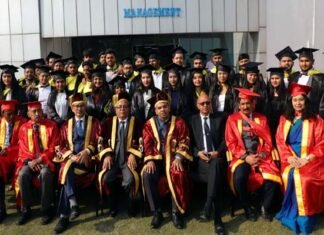 एक्यूरेट इंस्टीट्यूट में दीक्षांत समारोह का आयोजन, पीजीडीएम डिप्लोमा की उपाधि पाकर छात्र- छात्राओं के चेहरे खिल उठे Convocation organized at Accurate Institute