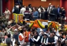 तीसरी बार भी दिल्ली मेयर के चुनाव नहीं हो सके, भाजपा-आप के पार्षदों ने फिर किया हंगामा, दोनों पार्टियों ने लगाए एक दूसरे पर आरोप, कार्यवाही स्थगित Delhi-Mayor-election