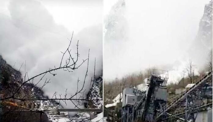 Glacier broken Lambagad chamoli