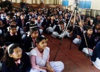 आत्मविश्वास और सही निर्णय क्षमता से लड़कियां कर सकती है एक सुरक्षित भविष्य का निर्माण