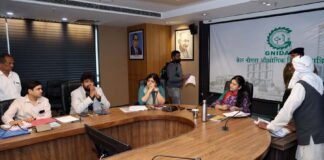 ग्रेनो वेस्ट में भी बर्तन बैंक जल्द खोलने की तैयारी, जानिए क्या है बर्तन बैंक?, सीईओ ने की जनस्वास्थ्य से जुड़े प्रोजेक्टों की समीक्षा, PET रजिस्ट्रेशन एप जल्द तैयार करने के दिए निर्देश