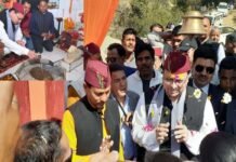 सीएम धामी ने चंपावत के सप्तेश्वर महादेव मंदिर पहुंचकर भगवान शिव के दर्शन किए, प्रदेश की खुशहाली के लिए की प्रार्थना