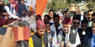 सीएम धामी ने चंपावत के सप्तेश्वर महादेव मंदिर पहुंचकर भगवान शिव के दर्शन किए, प्रदेश की खुशहाली के लिए की प्रार्थना