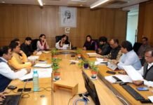 ग्रेटर नोएडा : सीईओ ने जी-20 से पहले सड़कें ही नहीं, पूरा शहर चमकाने का दिया लक्ष्य