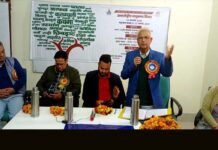 अंतर्राष्ट्रीय लोकभाषा दिवस पर श्रीनगर में आयोजित कवि सम्मेलन में कवियों ने मातृ भाषा के संरक्षण व संर्वद्धन पर दिया जोर