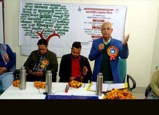 अंतर्राष्ट्रीय लोकभाषा दिवस पर श्रीनगर में आयोजित कवि सम्मेलन में कवियों ने मातृ भाषा के संरक्षण व संर्वद्धन पर दिया जोर