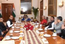 वित्त मंत्री निर्मला सीतारमण बजट पेश करने के लिए तैयार, देशवासियों के साथ विपक्ष को भी इंतजार, इन बदलावों पर लगी नजरें