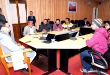 सीएम धामी से मिले बेरोजगार संघ के प्रतिनिधि, गिरफ्तार छात्रों को लेखपाल भर्ती की लिखित परीक्षा की अनुमति सहित इन मुद्दों पर हुई वार्ता