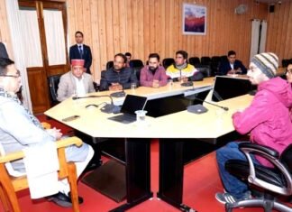 सीएम धामी से मिले बेरोजगार संघ के प्रतिनिधि, गिरफ्तार छात्रों को लेखपाल भर्ती की लिखित परीक्षा की अनुमति सहित इन मुद्दों पर हुई वार्ता
