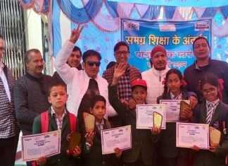 बीआरसी पौड़ी में आयोजित ब्लॉक स्तरीय सपनों की उड़ान प्रतियोगिता में बच्चों ने दिखाई प्रतिभा