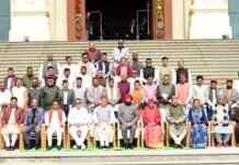 गैरसैण में उत्तराखंड विधानसभा का बजट सत्र शुरू : कैबिनेट बैठक में धामी सरकार ने राज्य आंदोनकारियों को नौकरी में आरक्षण देने और विधायक निधि बढ़ाने के प्रस्ताव को दी मंजूरी देखें कैबिनेट के अन्य फैसले Budget session of Uttarakhand Vidhansabha begins in Gairsain