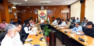 Chardham Yatra 2023: चारधाम यात्रा के लिए स्थानीय लोगों के पंजीकरण की अनिवार्यता खत्म, अब नहीं करना होगा रजिस्ट्रेशन, सीएम धामी ने दिए निर्देश Chardham Yatra 2023 Registration
