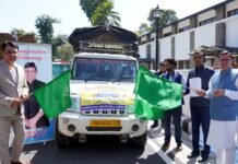 सीएम धामी ने जोशीमठ प्रभावित क्षेत्र के लिए राहत सामग्री के वाहनों का किया फ्लैग ऑफ
