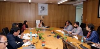 ग्रेनो वेस्ट वासियों को प्राधिकरण के नए दफ्तर की जल्द मिलेगी सौगात, सीईओ रितु माहेश्वरी ने की प्रोजेक्टों की समीक्षा Greater Noida West new authority